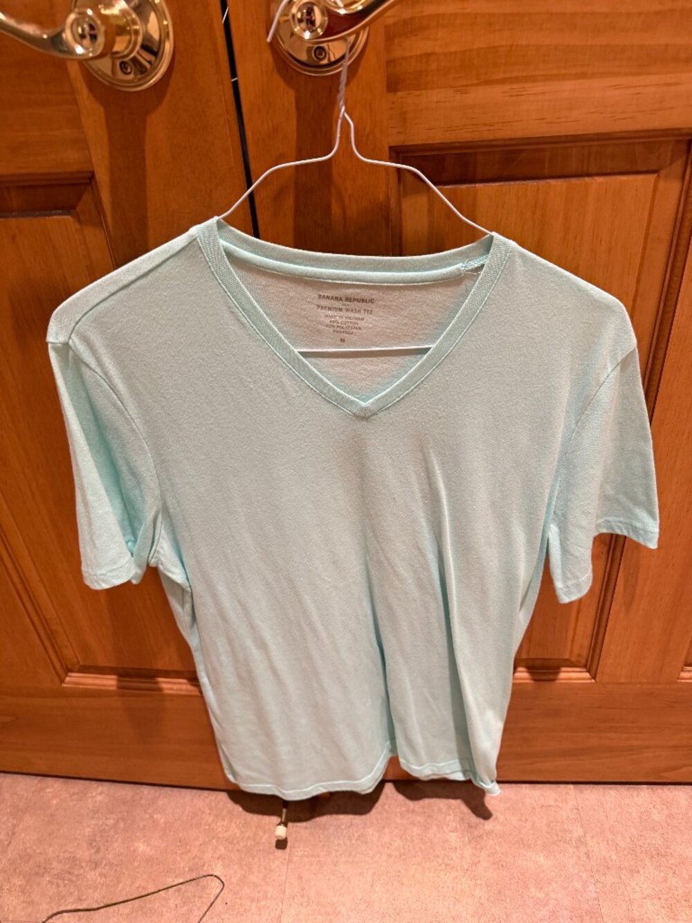 Banana Republic V-Neck T-Shirt Short Sleeve Green Mens Medium